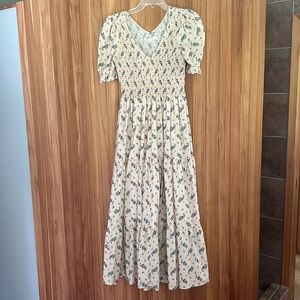 Christy Dawn Brooklyn dress in Mums Ditsy Cream - Size Small